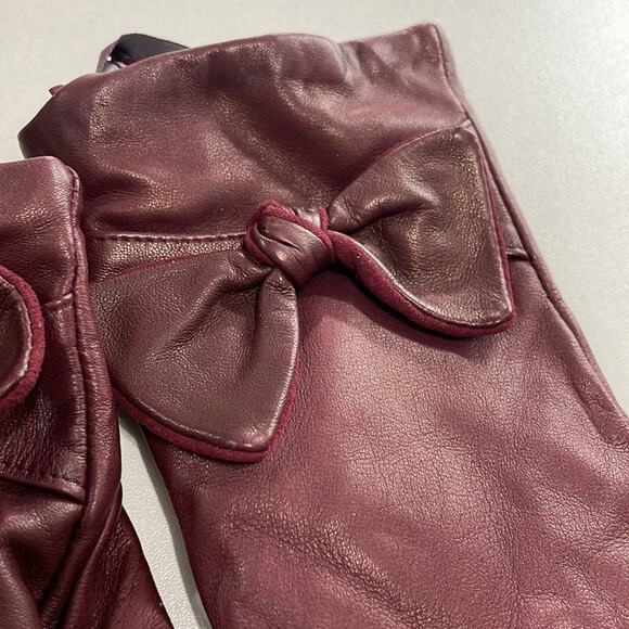 Bruno Magli Cashmere Lined Leather Bow Gloves Burgundy XL Retails: $195 - Picture 2 of 8